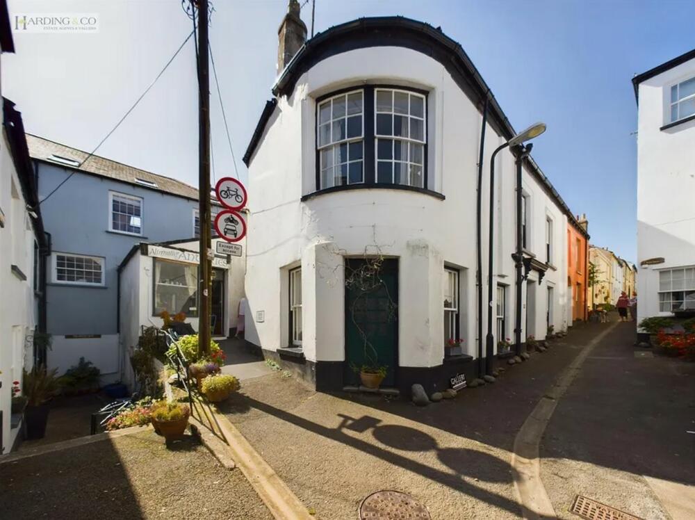  Town house For Sale