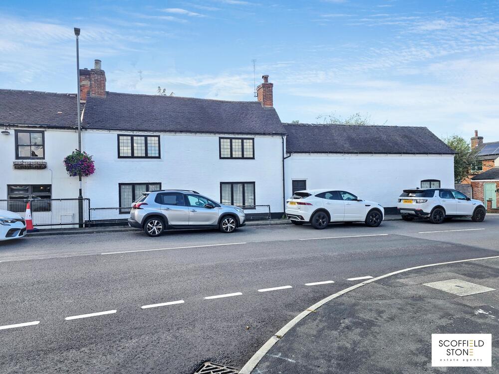 4 bedroom Cottage For Sale