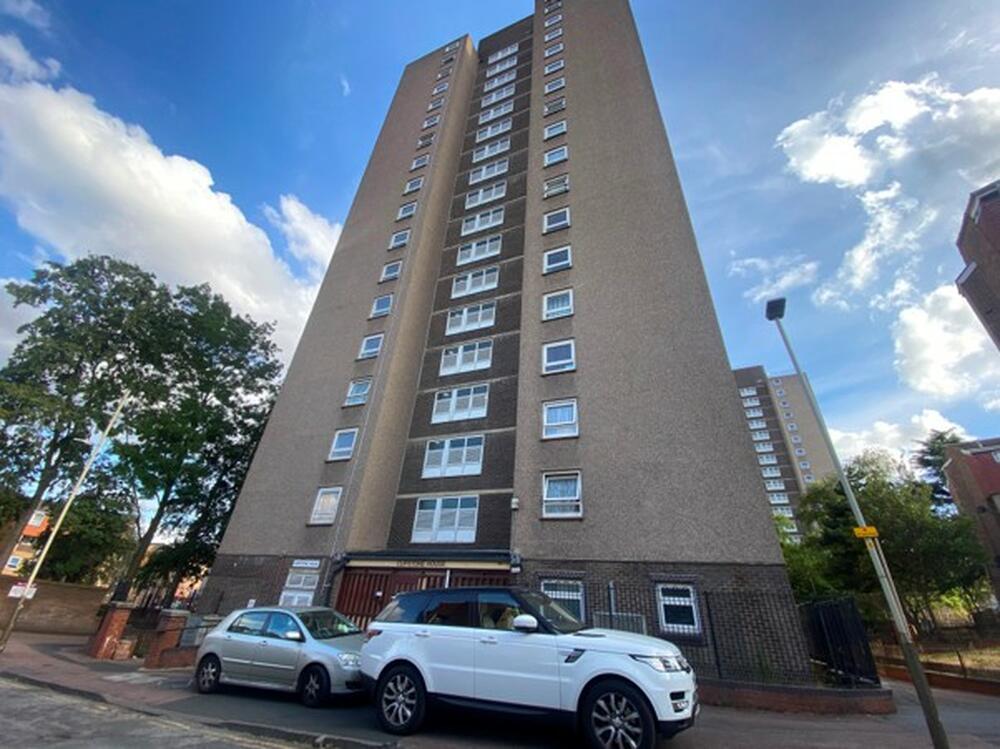  Flat For Sale