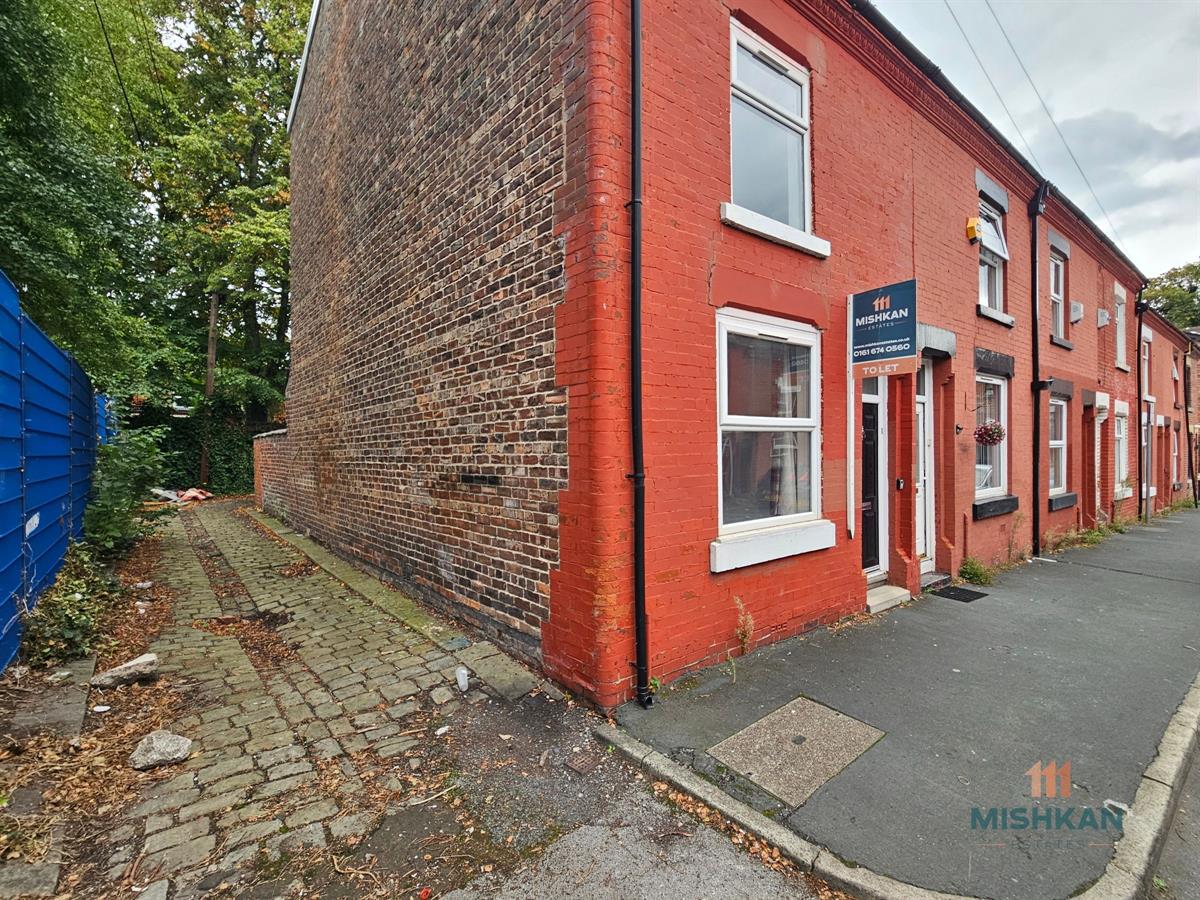 3 bedroom Town house To Let