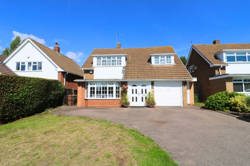 3 bedroom Detached house For Sale