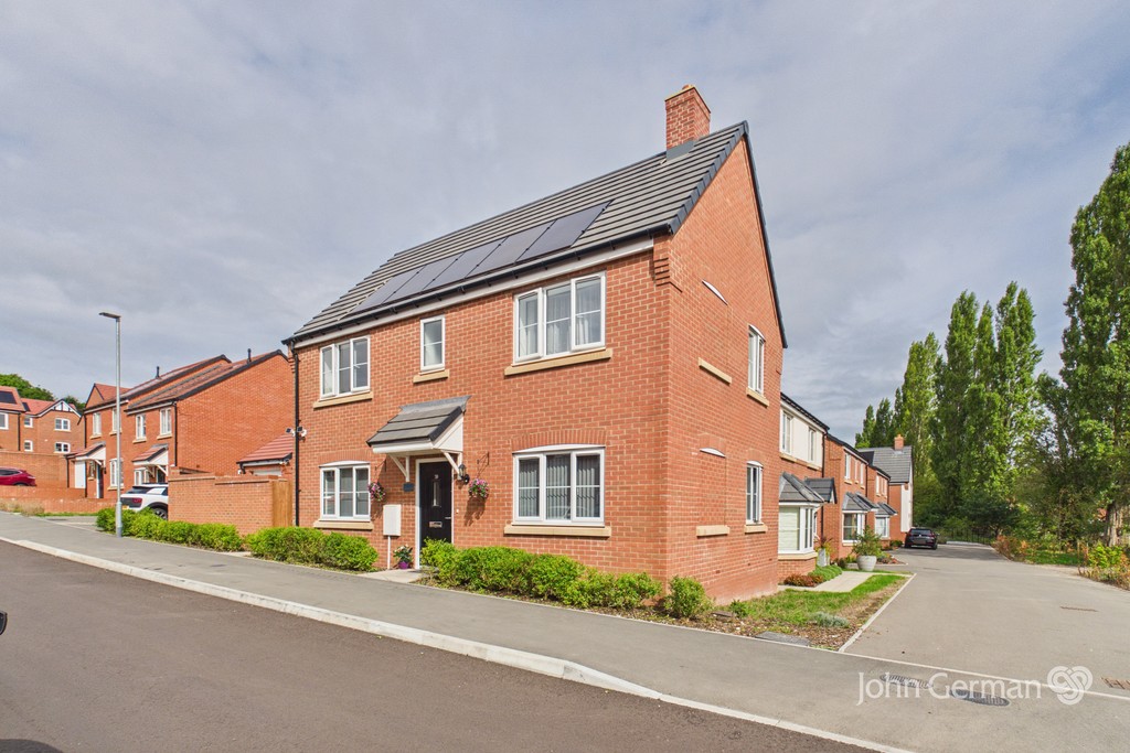 3 bedroom Detached house For Sale