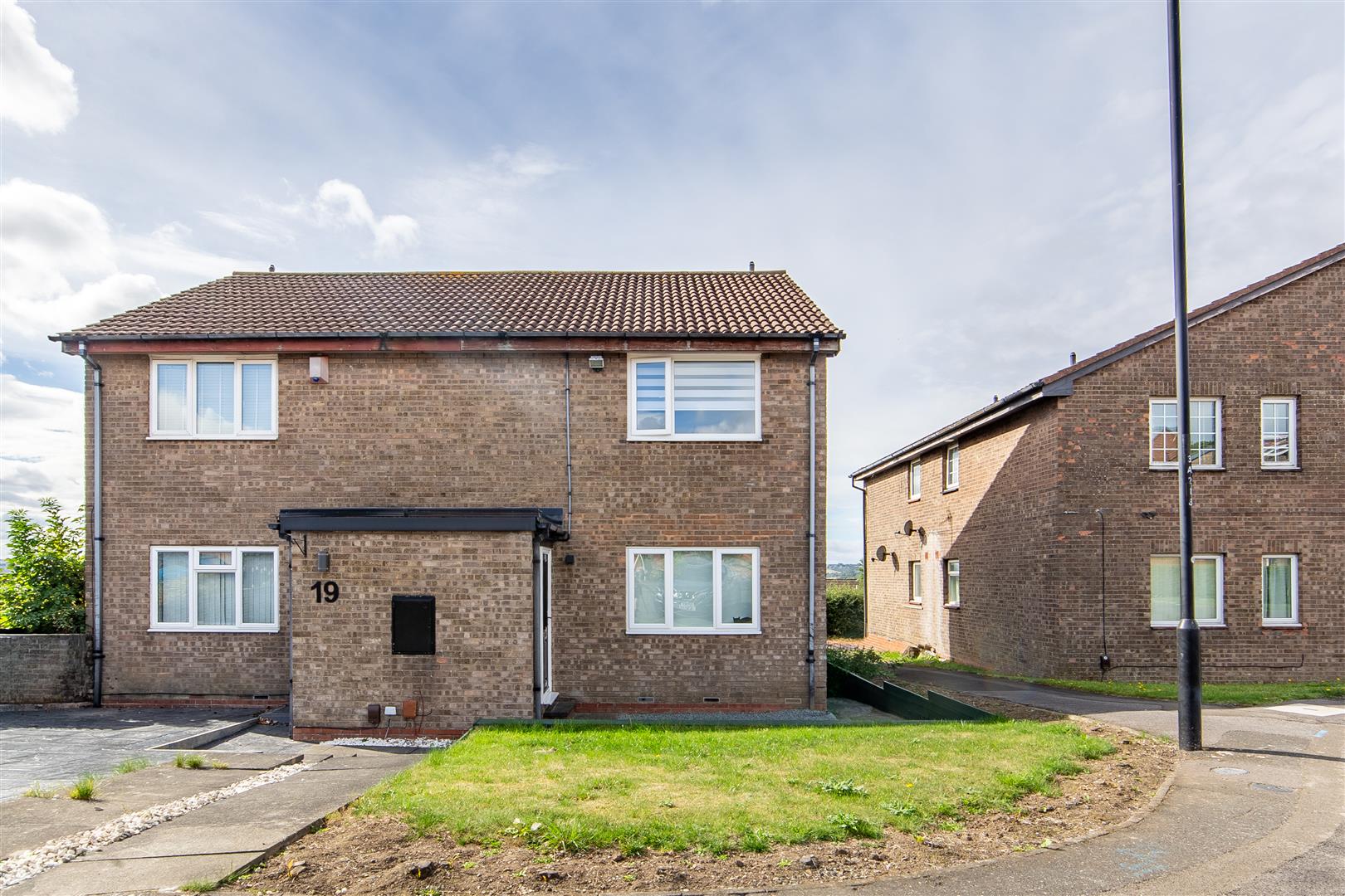 1 bedroom Flat For Sale