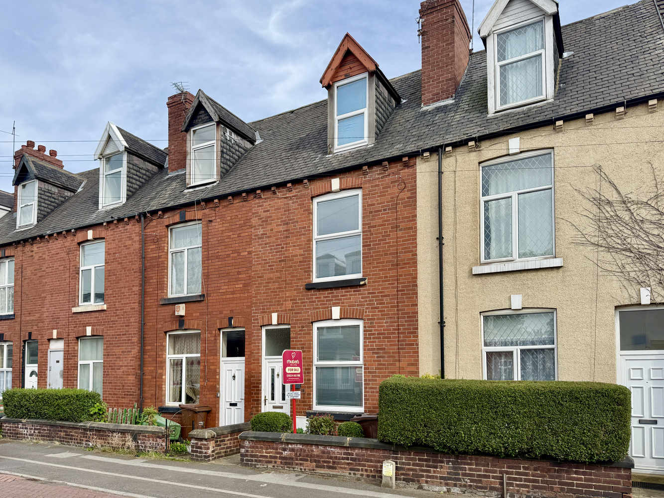 4 bedroom Terraced House For Sale