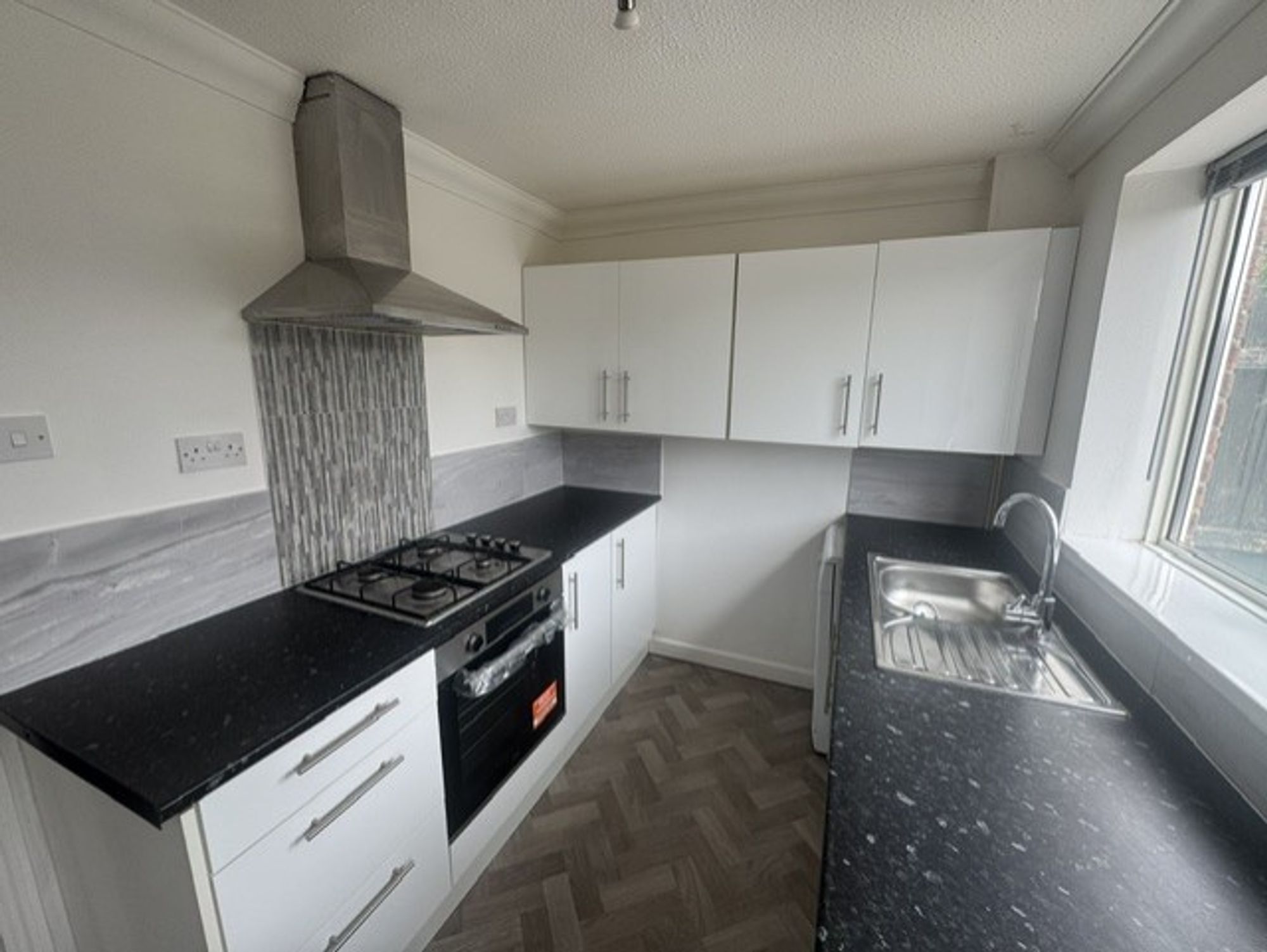 2 bedroom House (unspecified) To Let