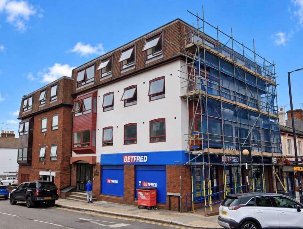 1 bedroom Apartment For Sale