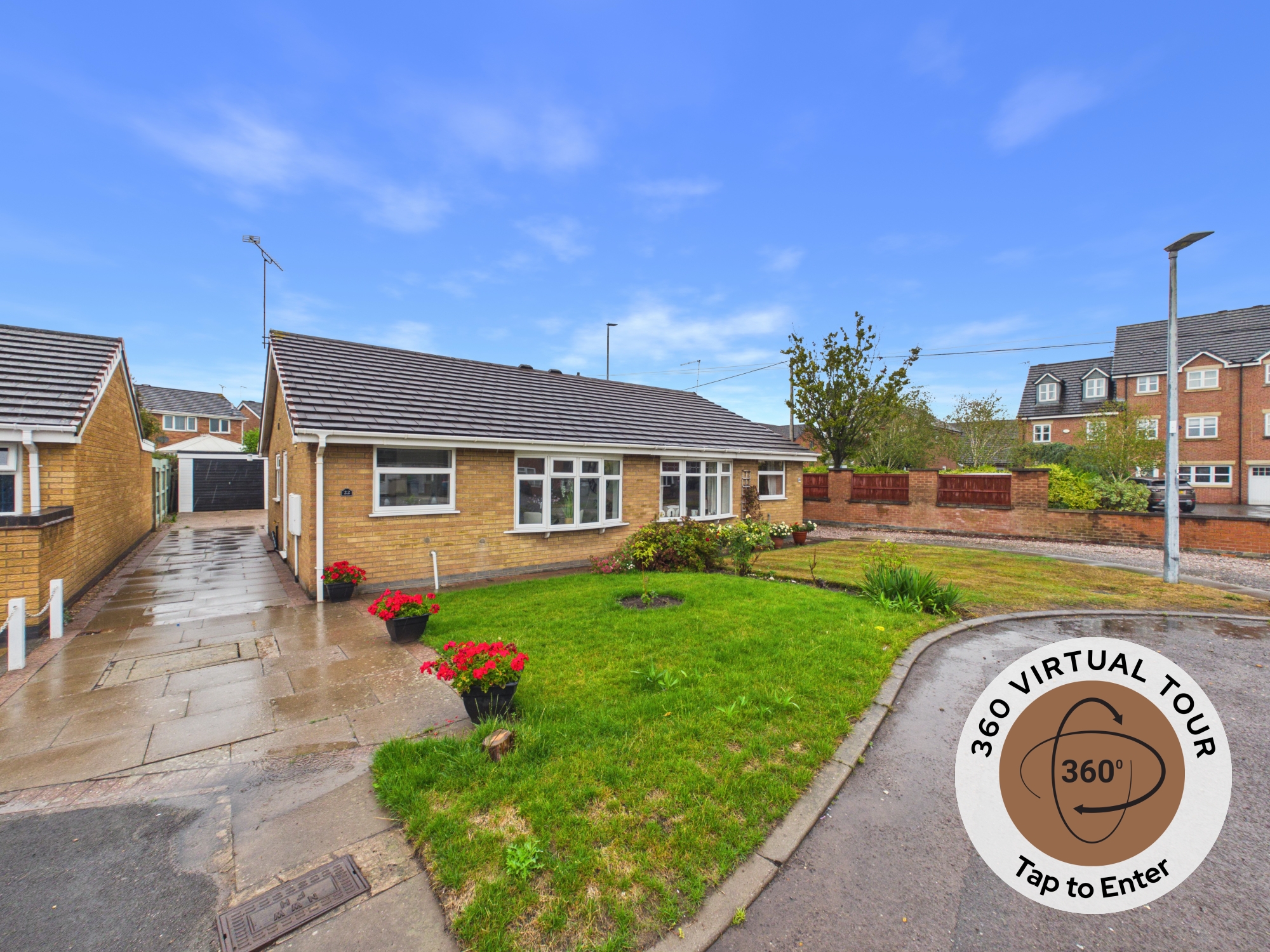 2 bedroom Detached bungalow For Sale