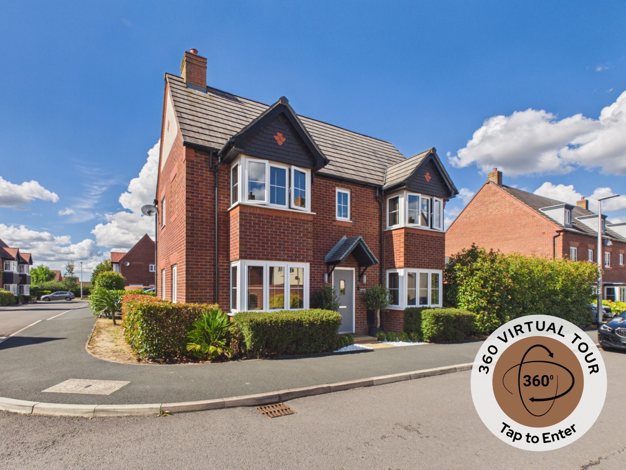 3 bedroom Detached house For Sale