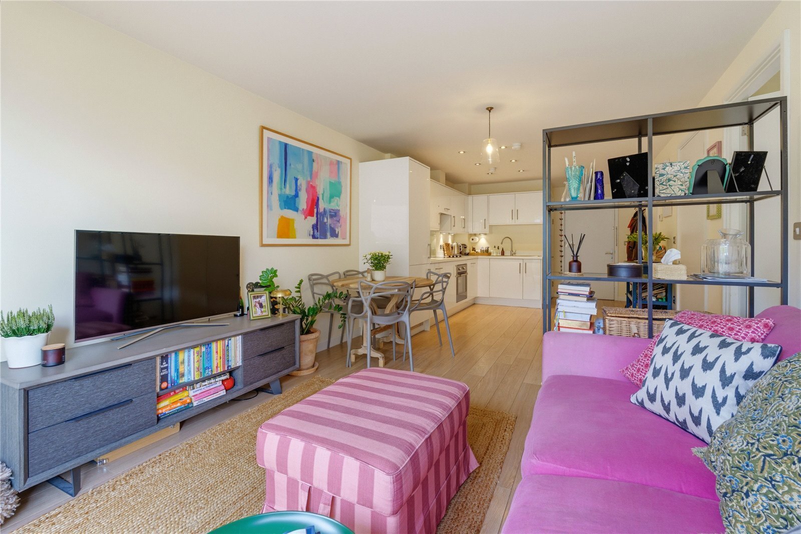 1 bedroom Flat For Sale