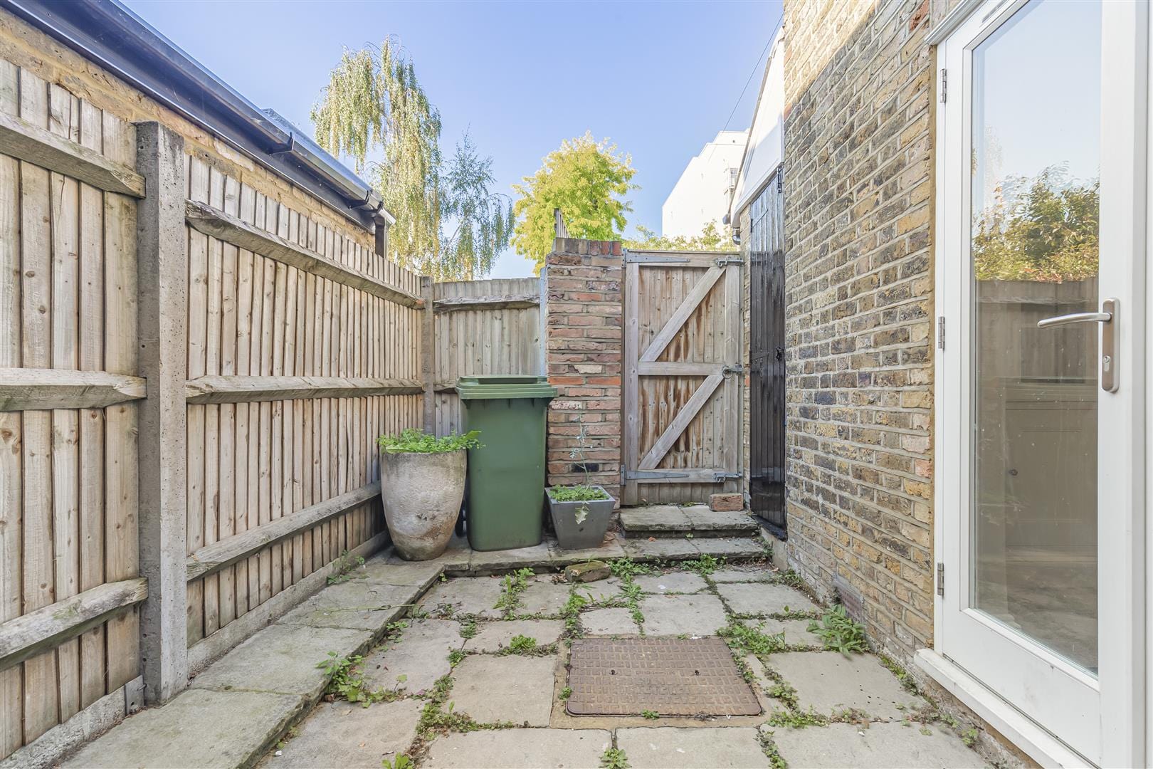 3 bedroom Property To Let