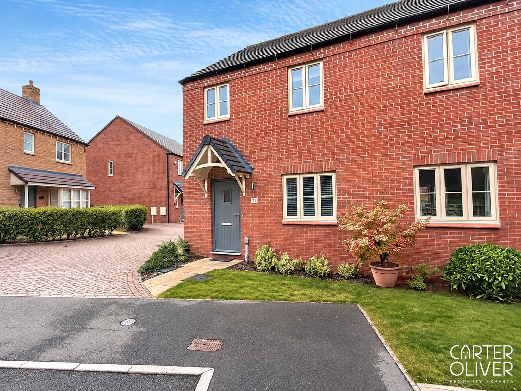 3 bedroom Semi-detached house For Sale