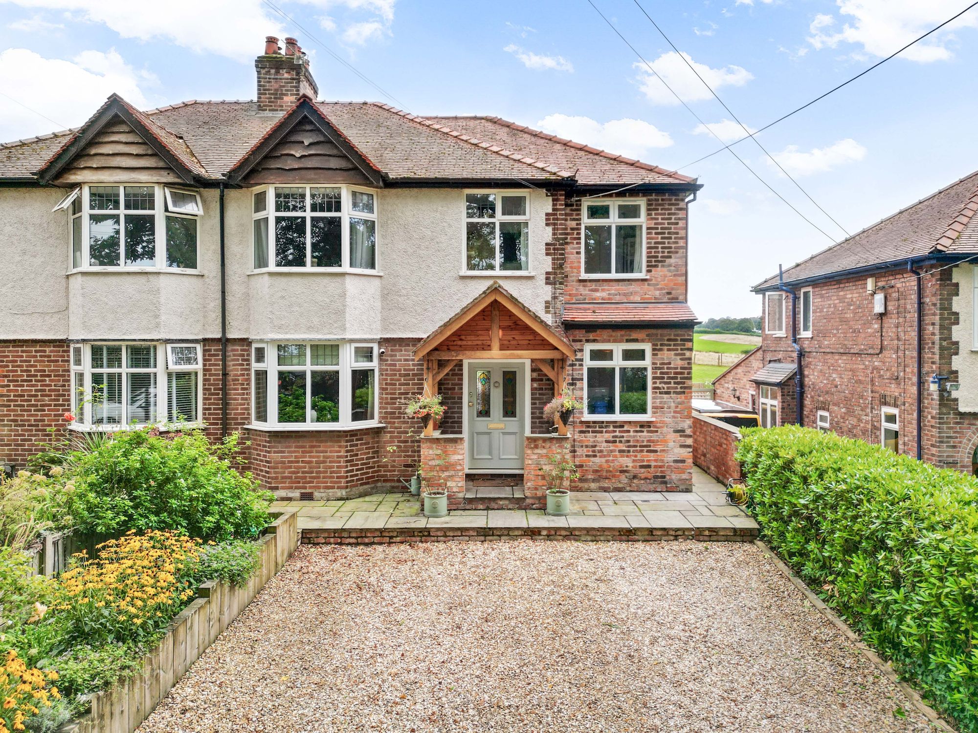 4 bedroom Semi-detached house For Sale
