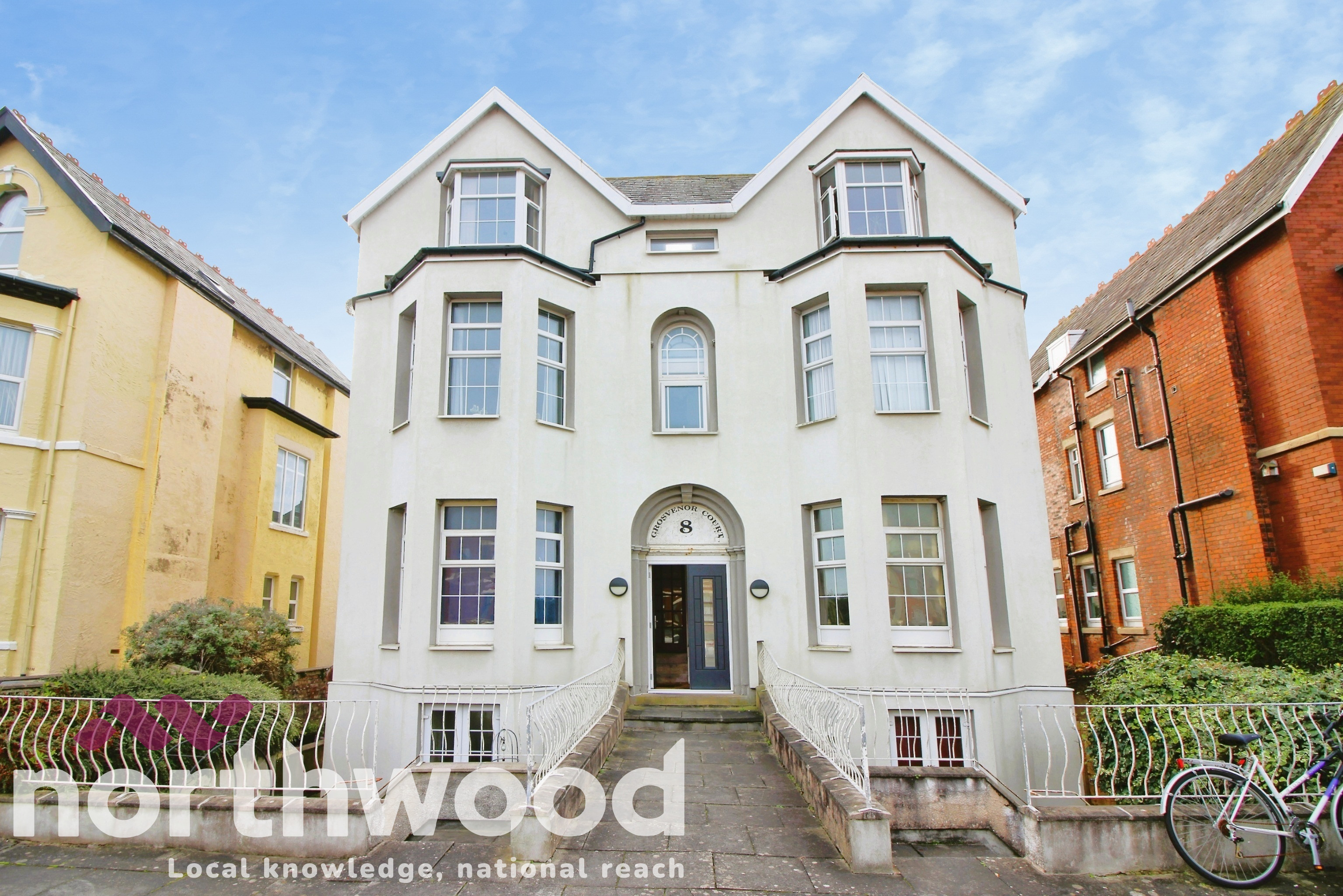 1 bedroom Flat To Let