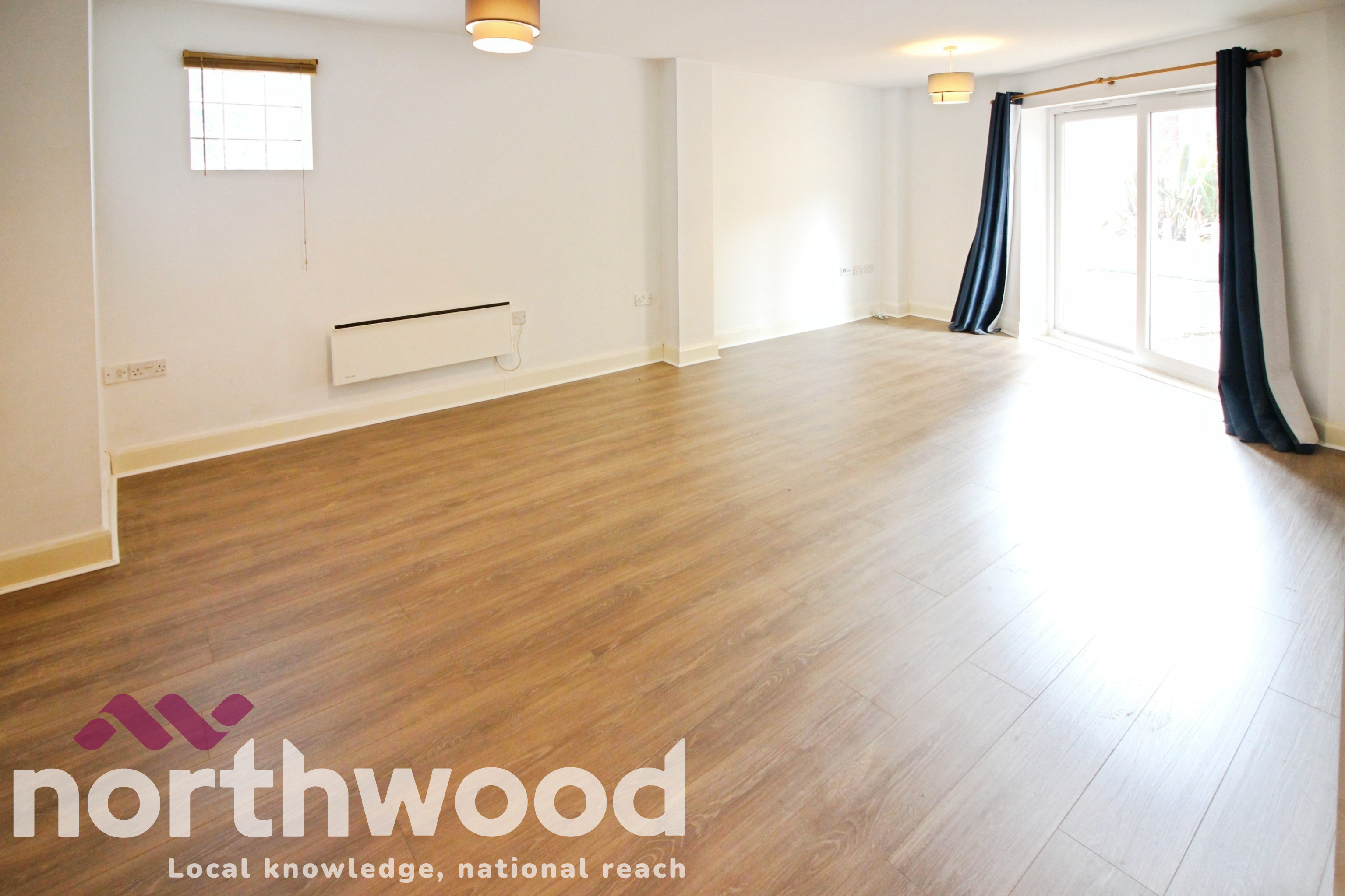 2 bedroom Flat To Let