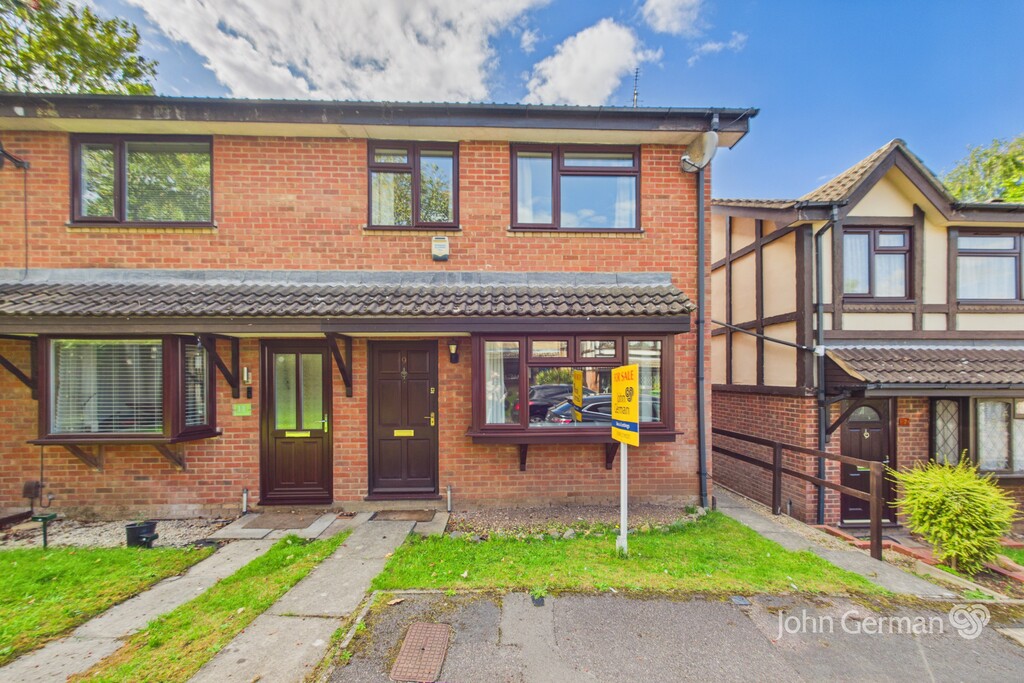 3 bedroom  For Sale