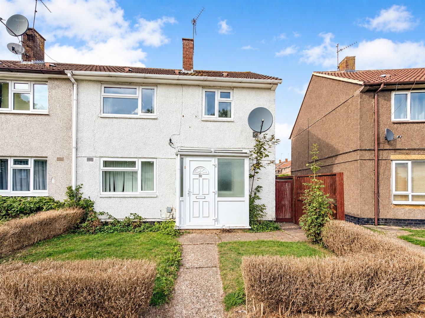3 bedroom Semi-detached house For Sale