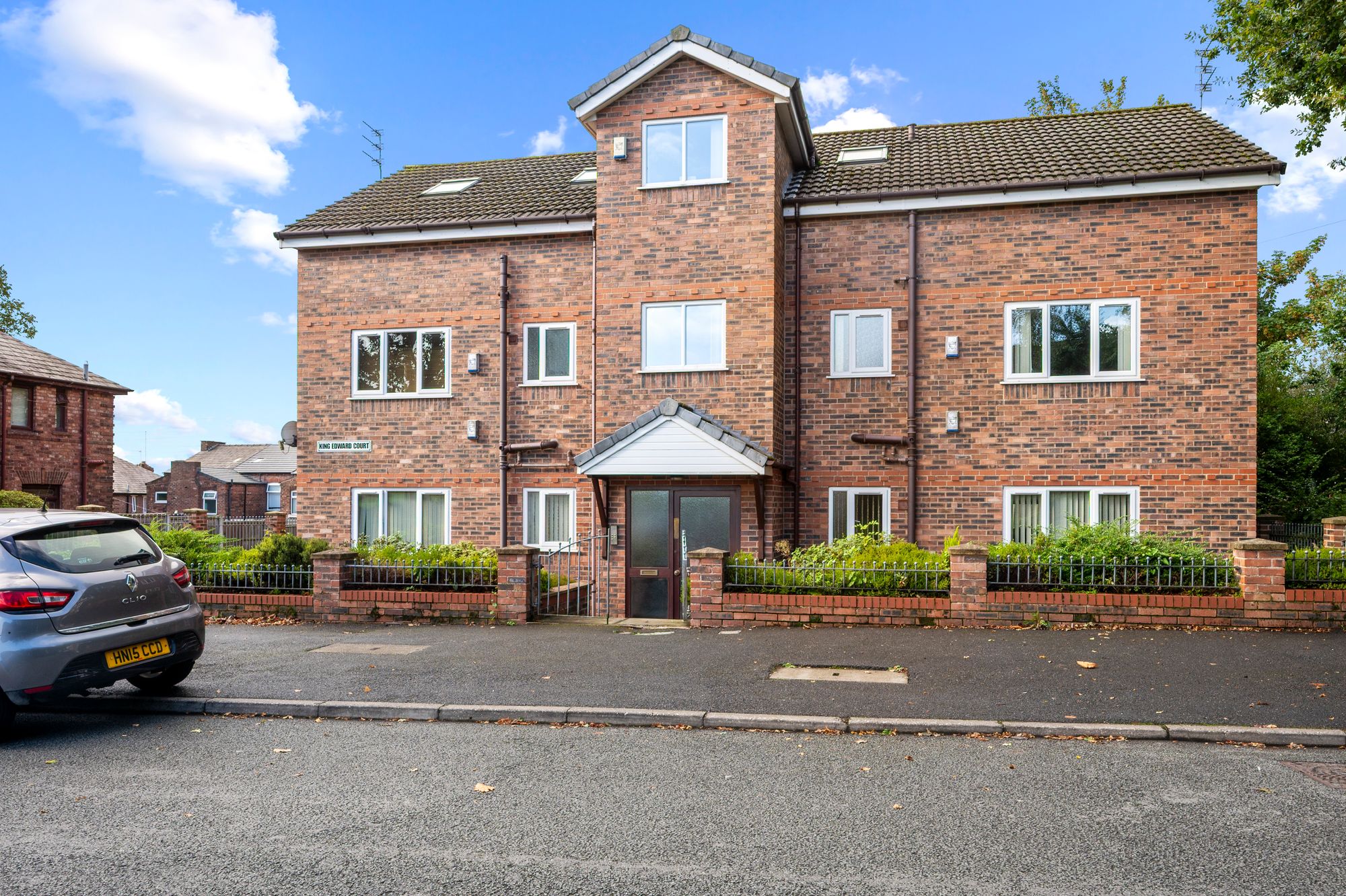1 bedroom Flat share For Sale