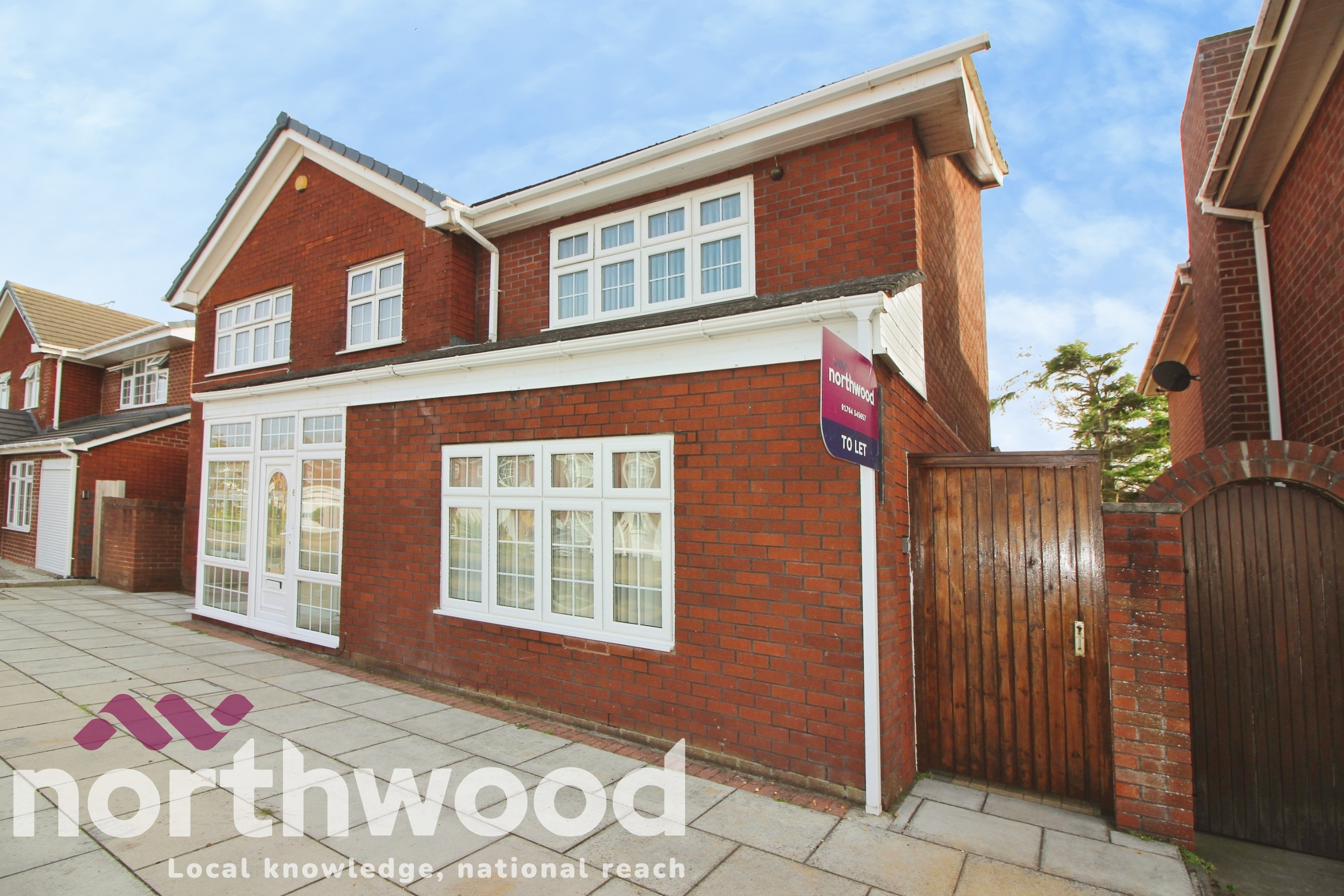 5 bedroom Detached house To Let