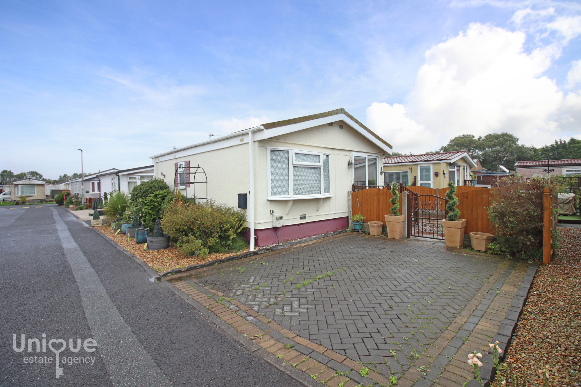 1 bedroom House (unspecified) To Let