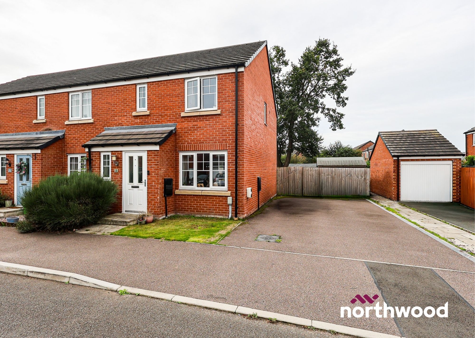 3 bedroom Terraced House To Let