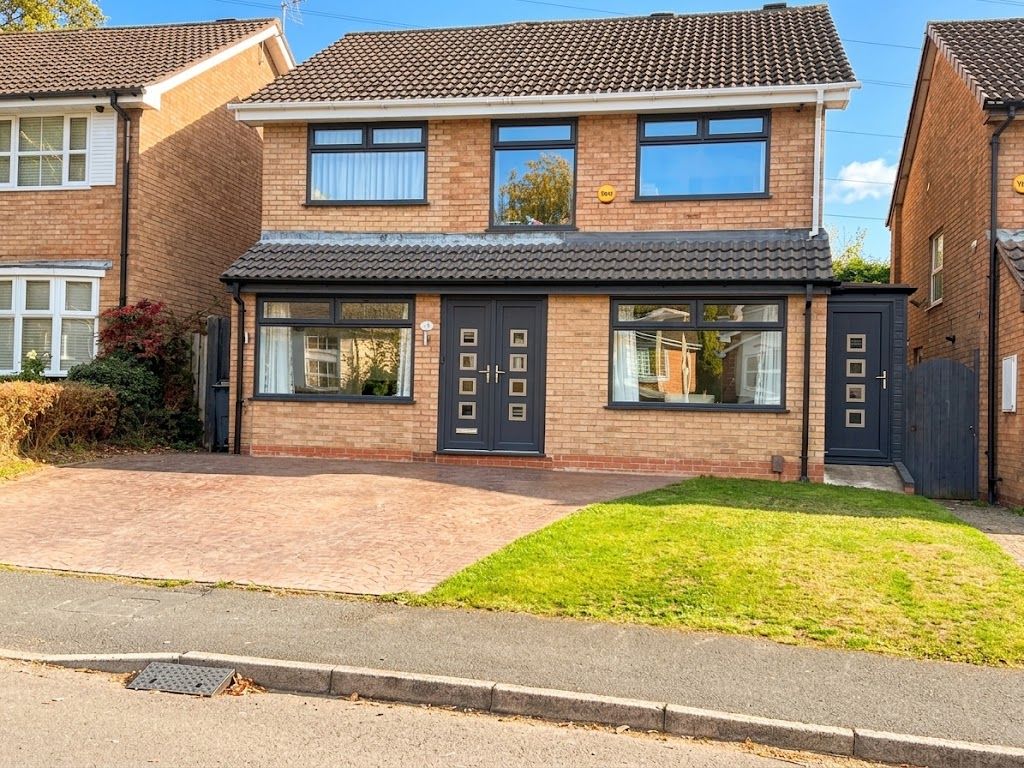 4 bedroom Detached house For Sale