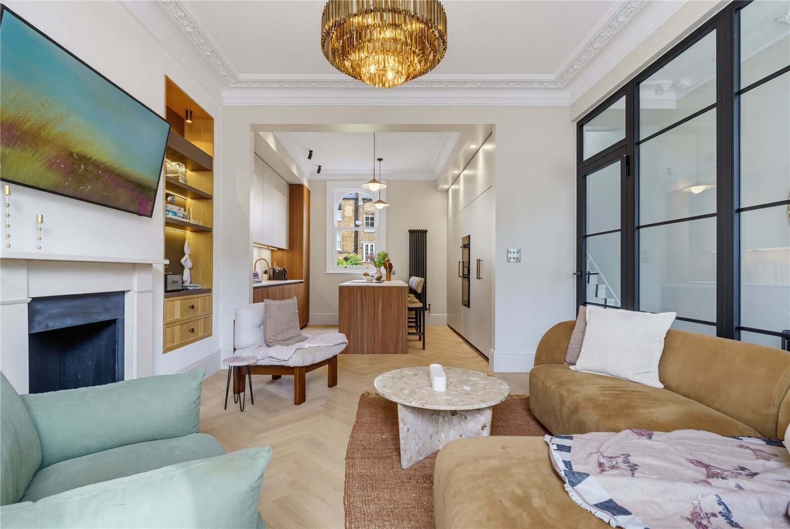 3 bedroom Maisonette For Sale