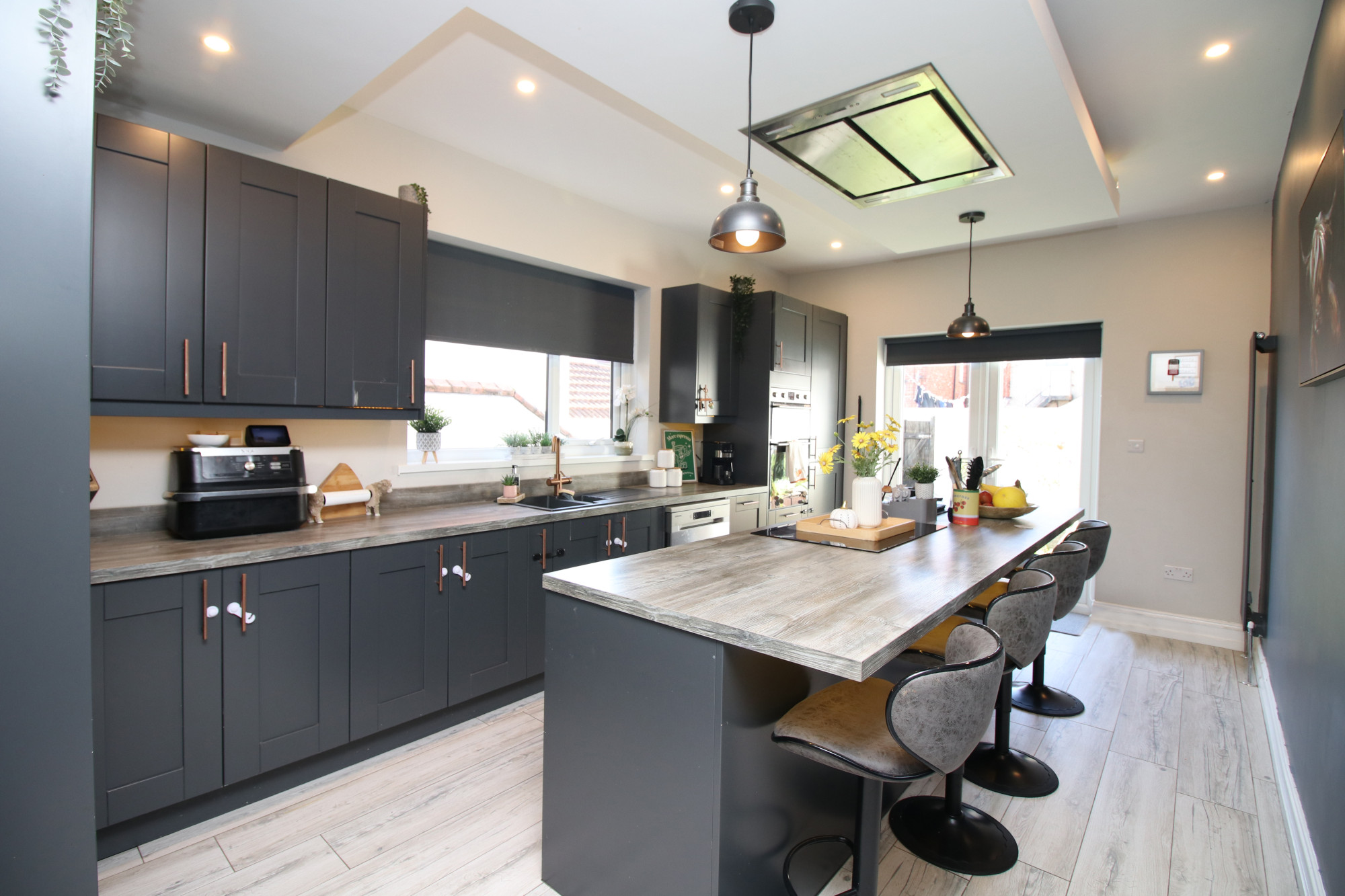 5 bedroom Terraced House For Sale