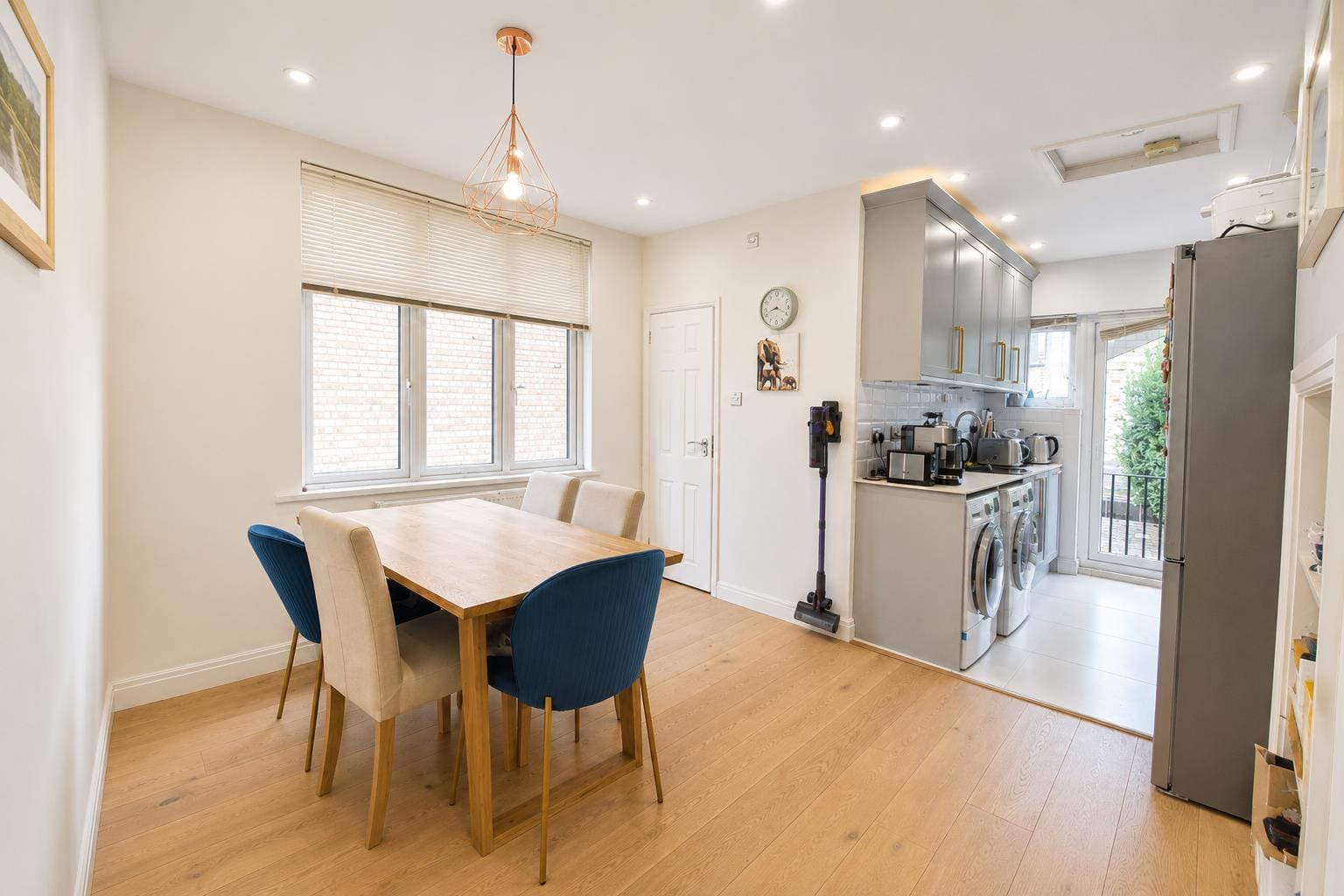 3 bedroom Property For Sale