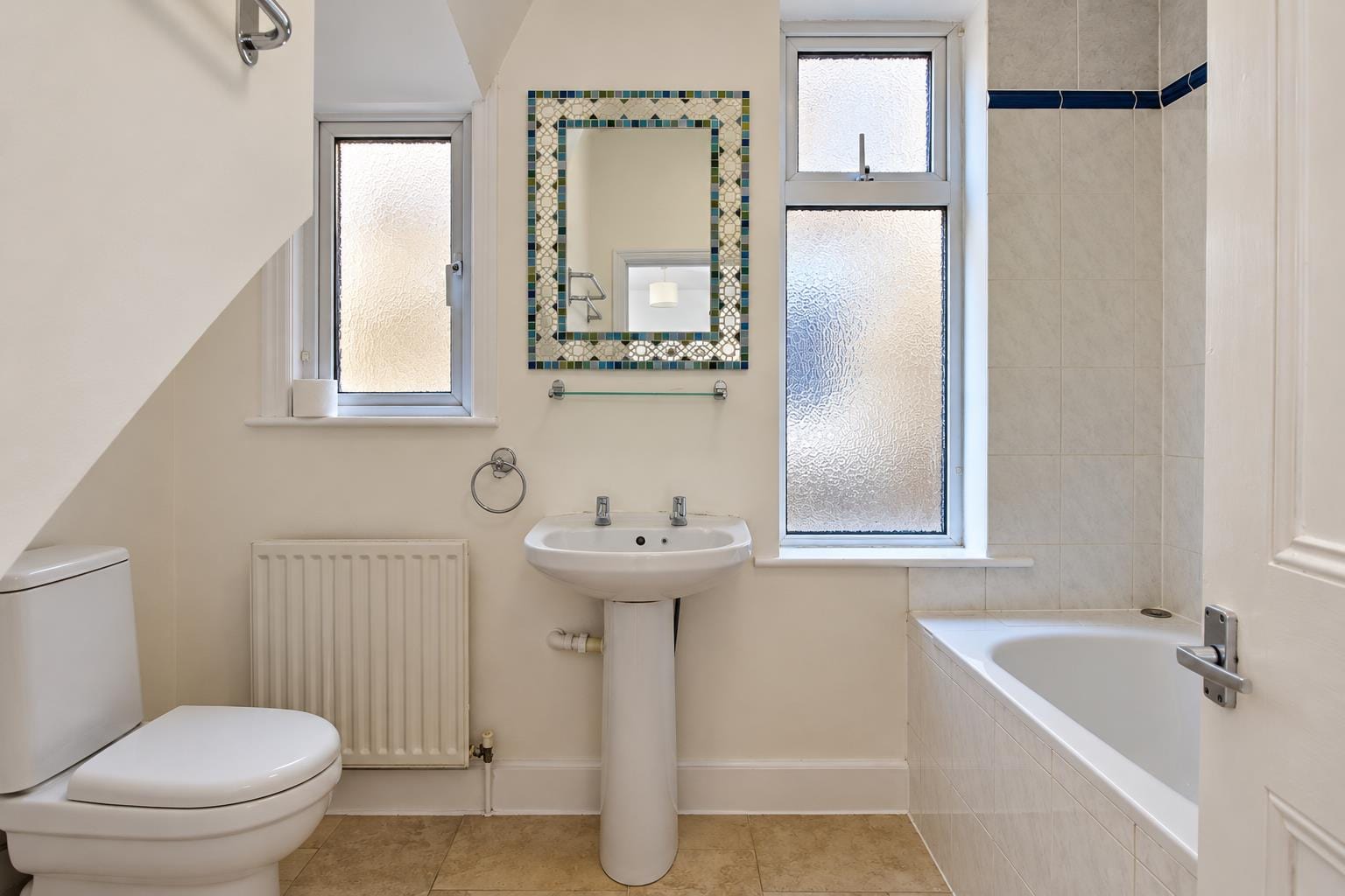 4 bedroom Flat Let