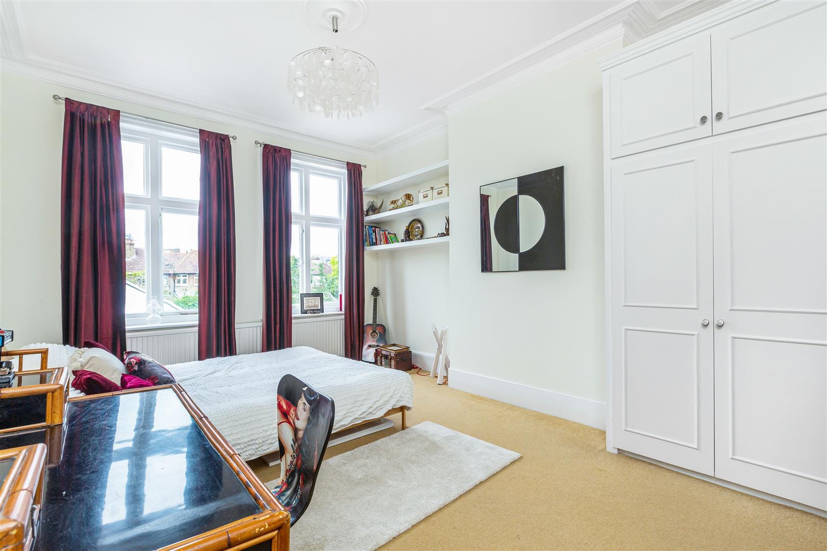 6 bedroom Detached house Sold