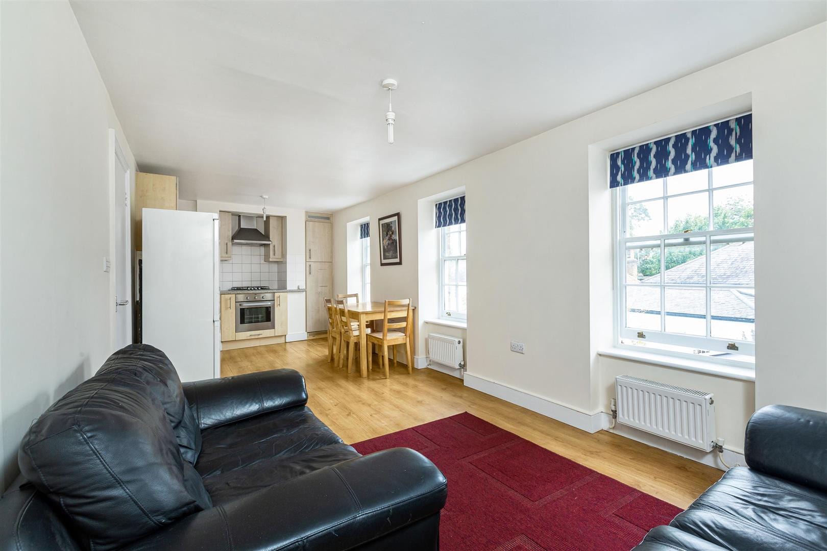 2 bedroom Flat Let
