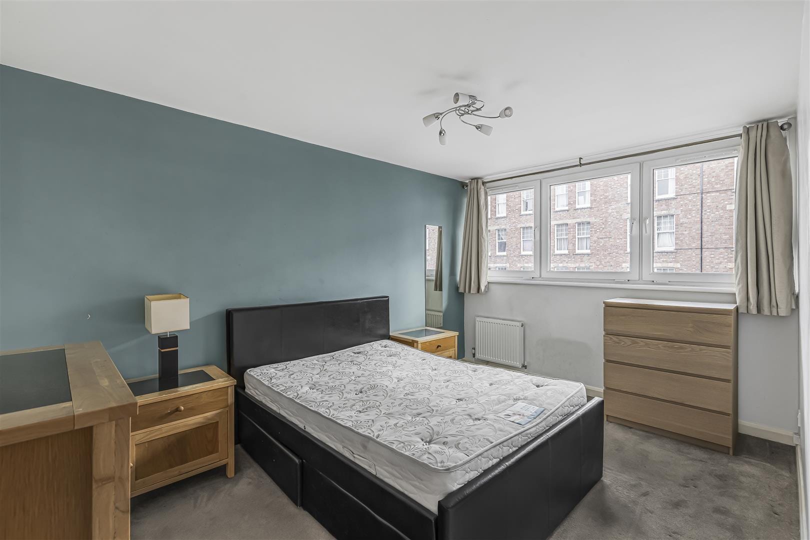 3 bedroom Flat Under Offer