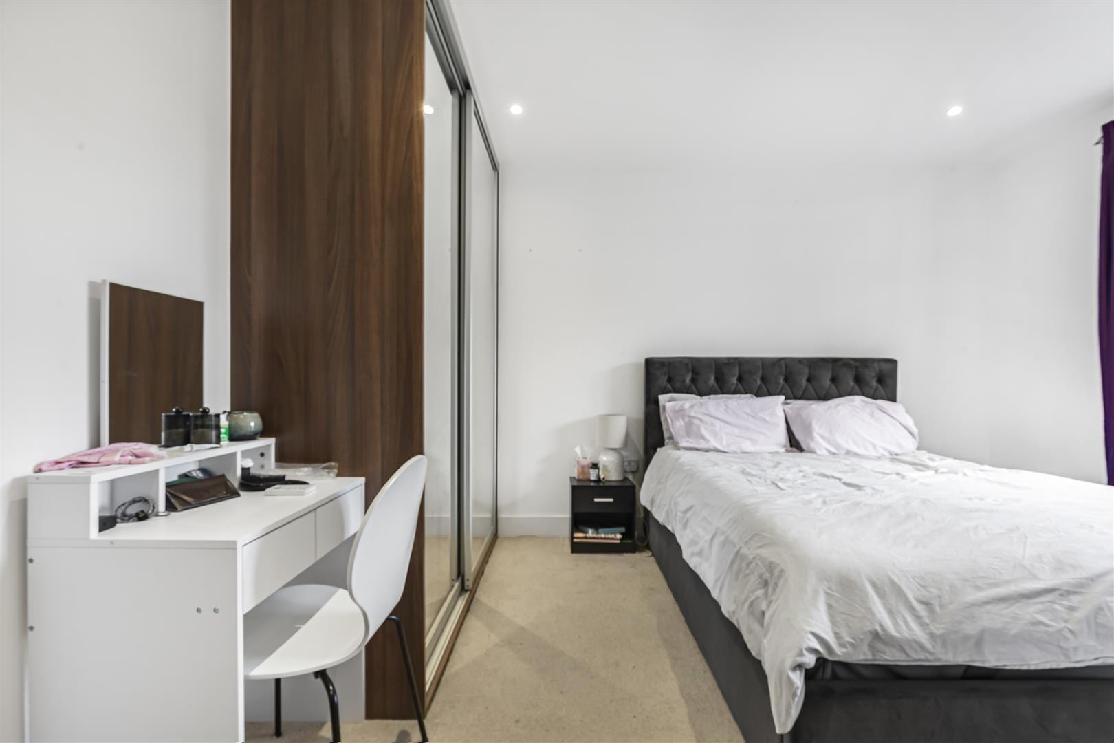 2 bedroom Flat Let