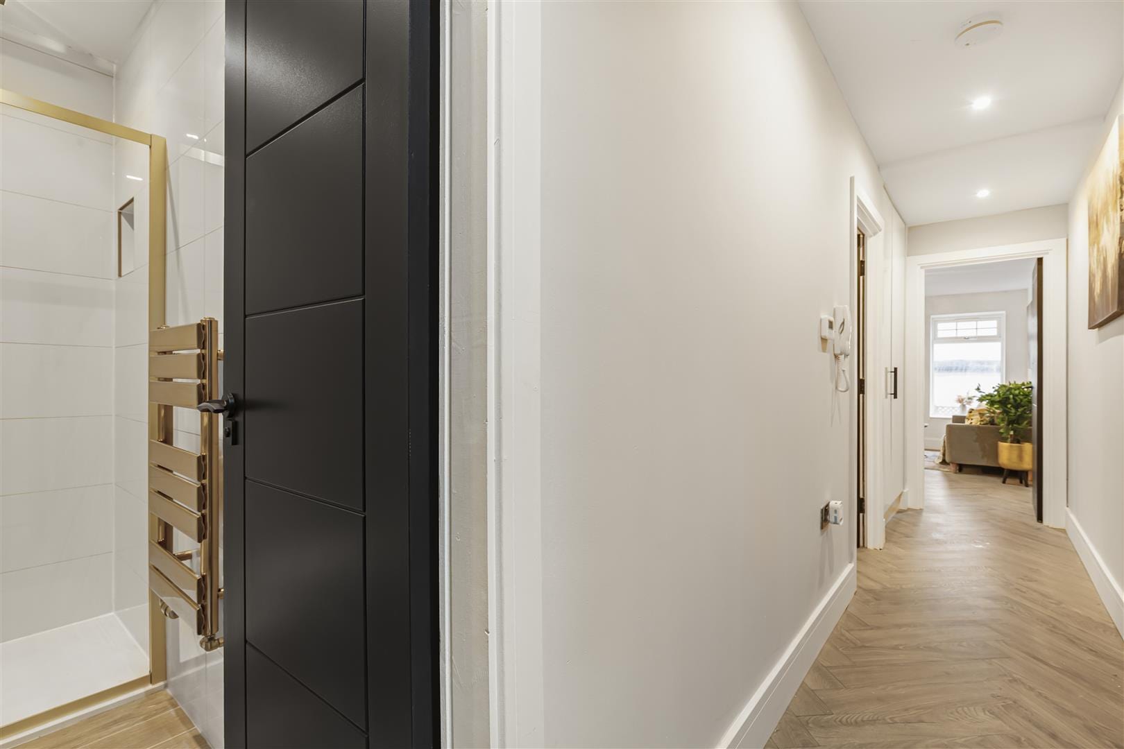 1 bedroom Flat Let