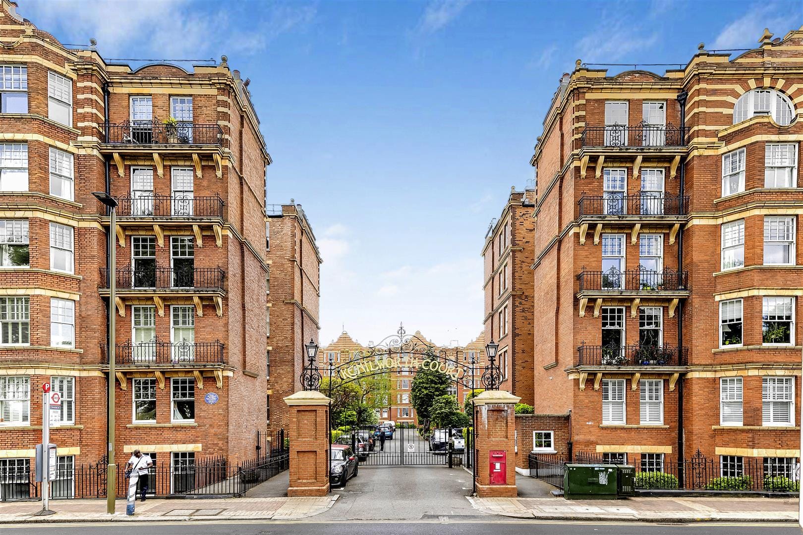 2 bedroom Flat Let