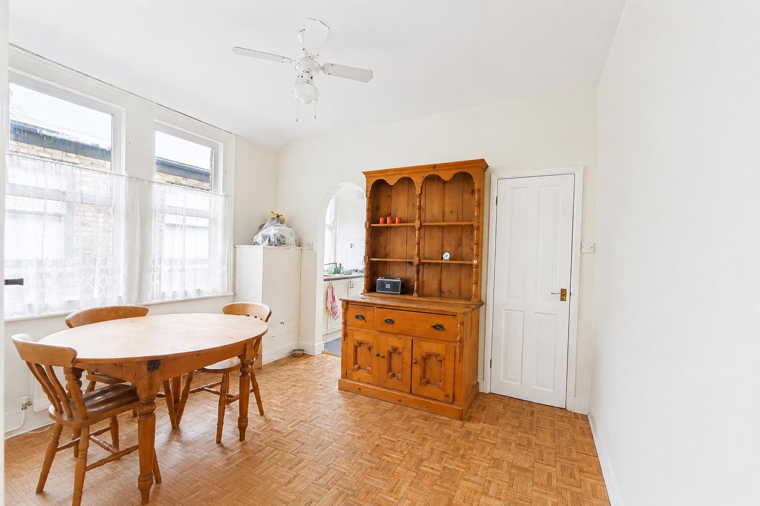 3 bedroom Flat Under Offer