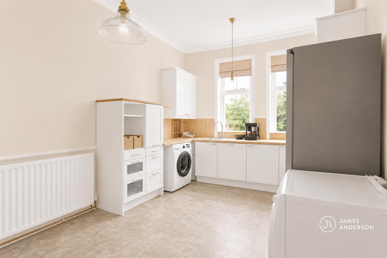 2 bedroom Flat To Let
