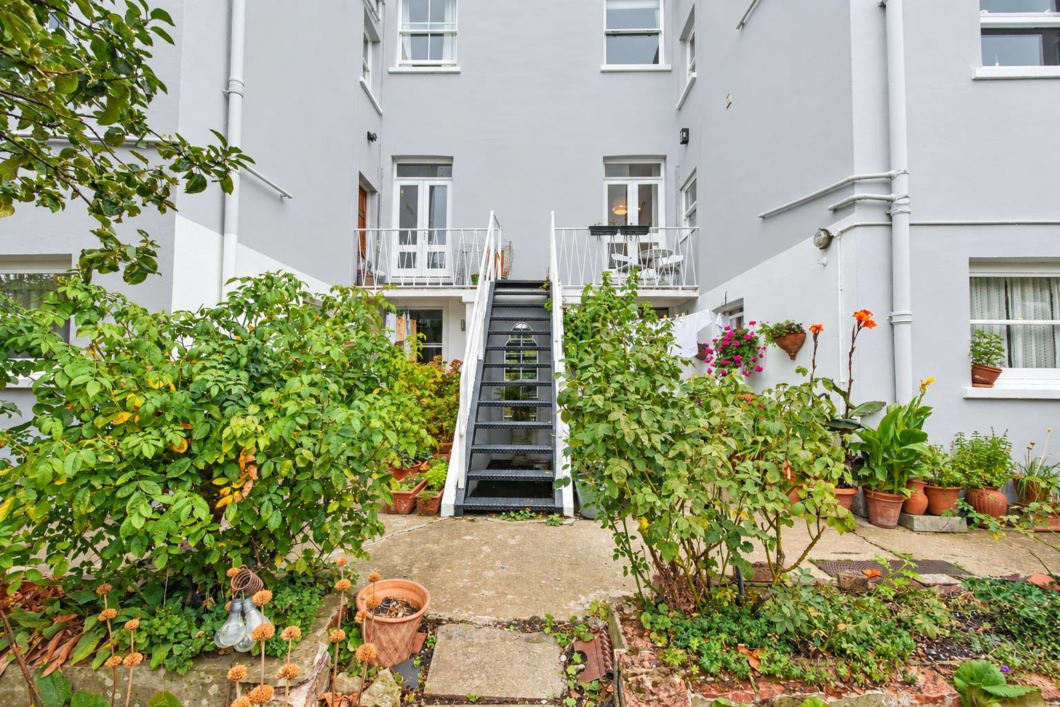 1 bedroom Flat Let