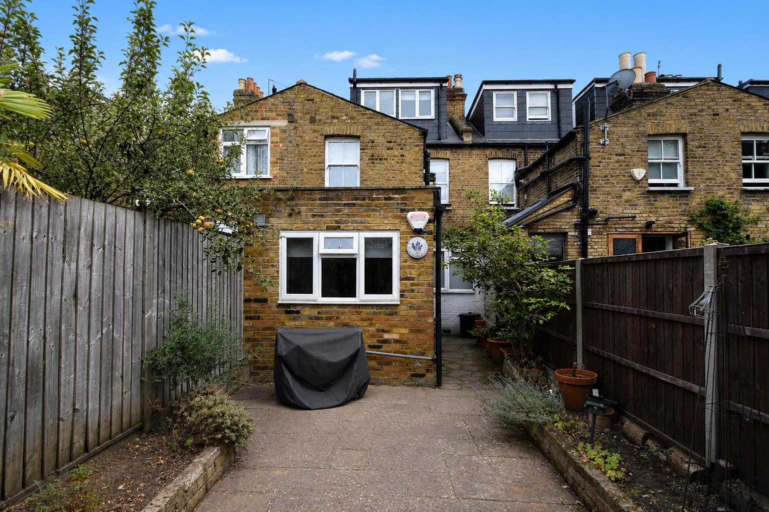 3 bedroom Terraced House Let