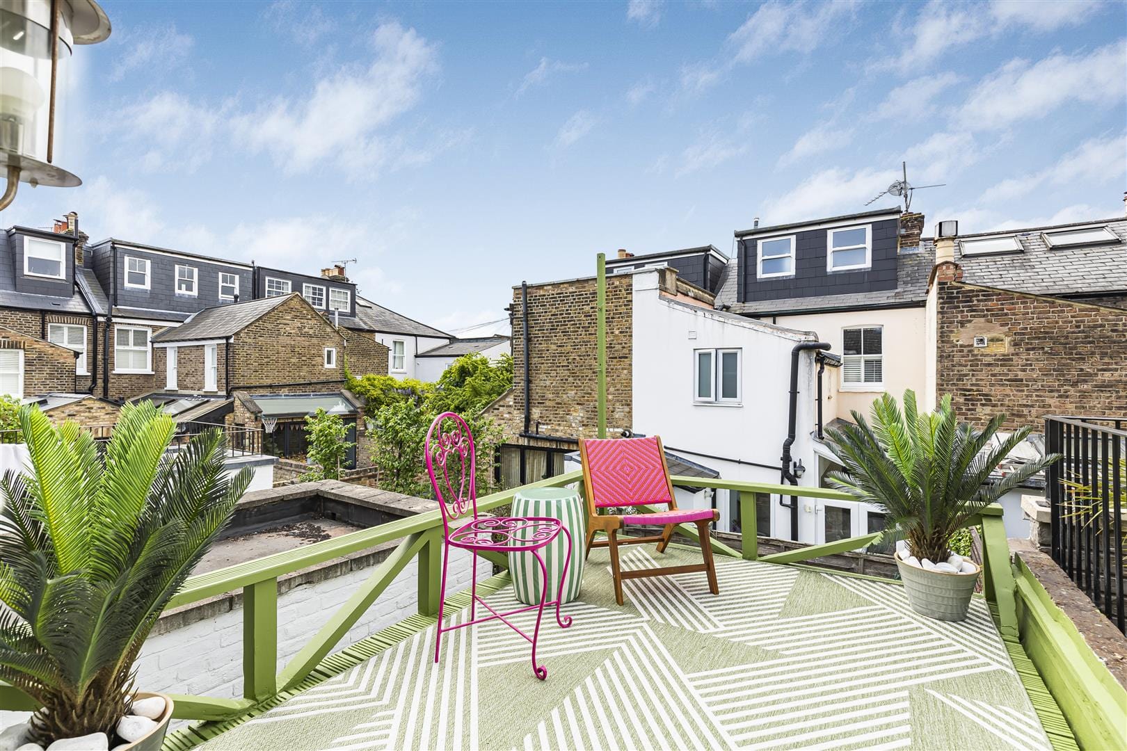 2 bedroom Property For Sale