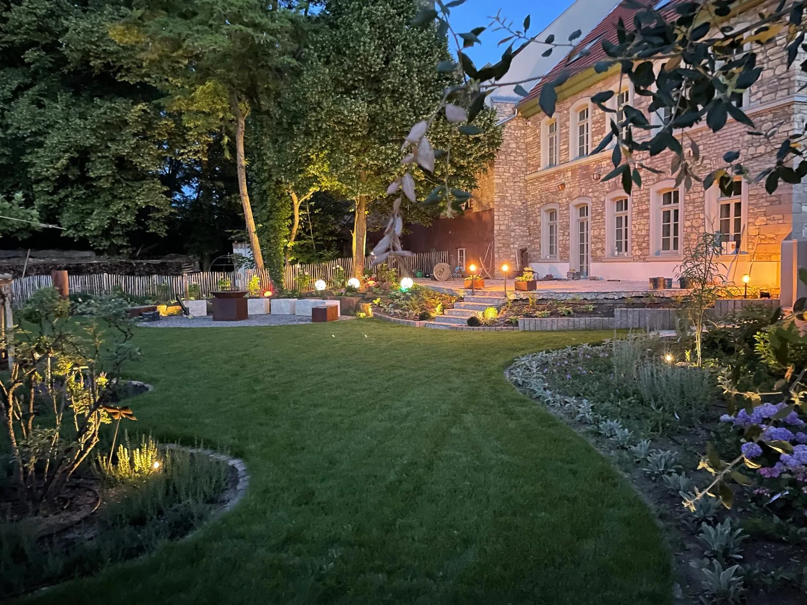 Gartenumgestaltung historisches Landhaus - Alte Mühle