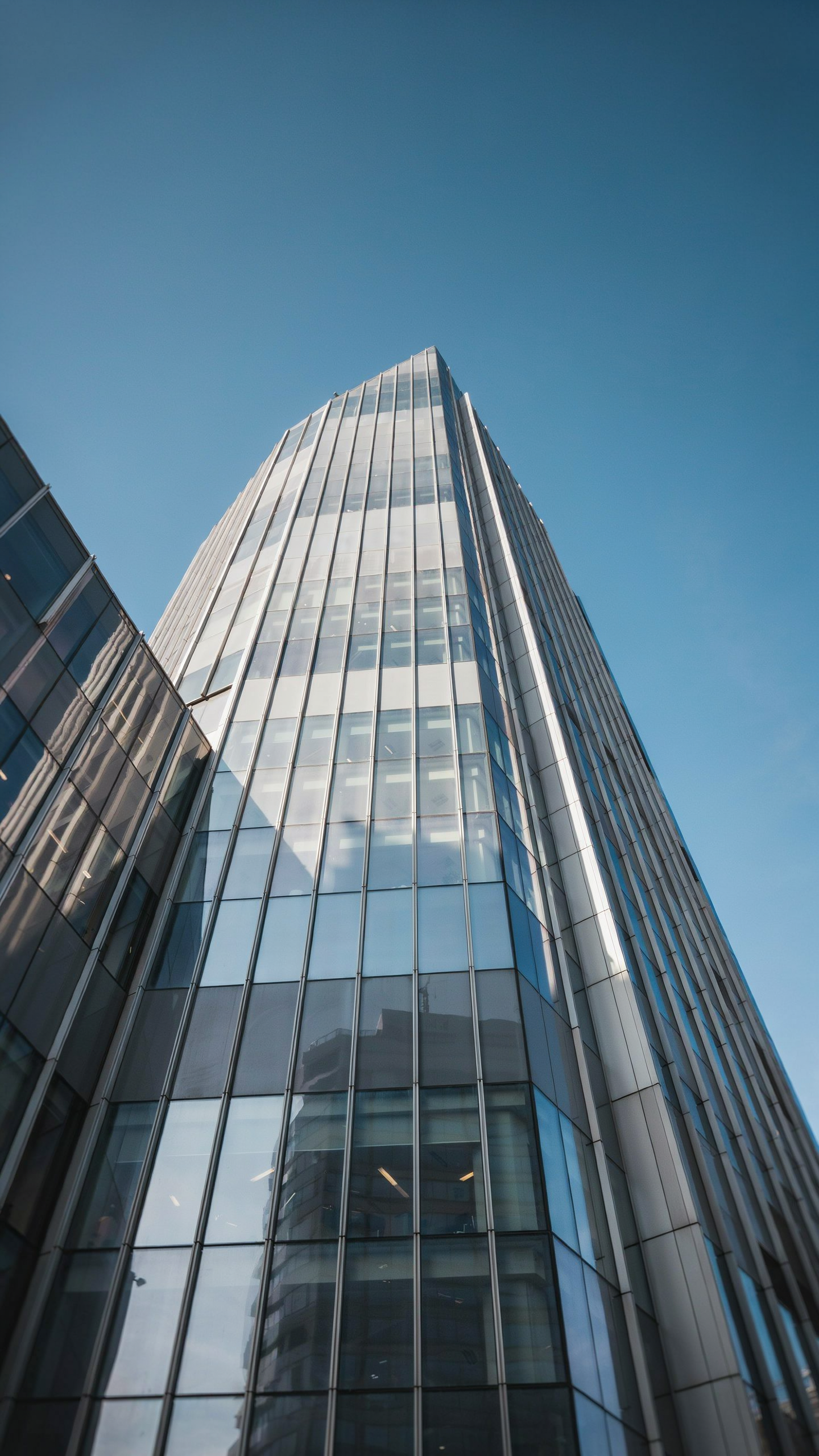 Low Cost Office ADGM: Budget-Friendly Workspace Solutions in Abu Dhabi