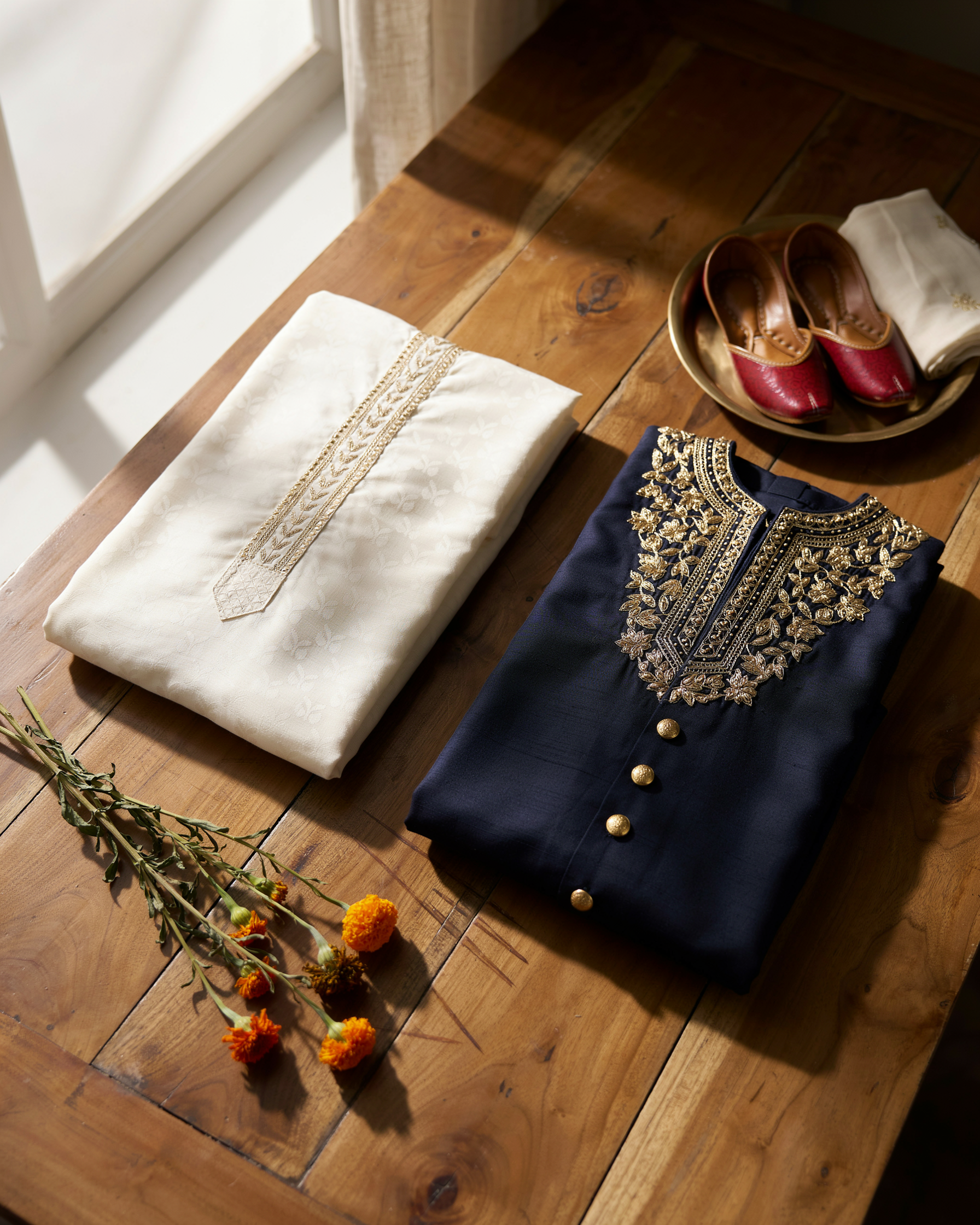 Shalwar kameez vs sherwani