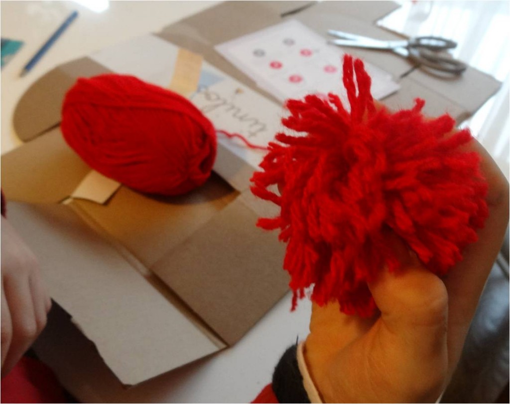 pompon en laine box tiniloo