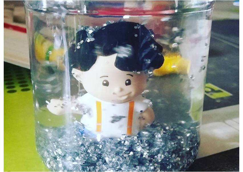 boule-a-neige-pailletee