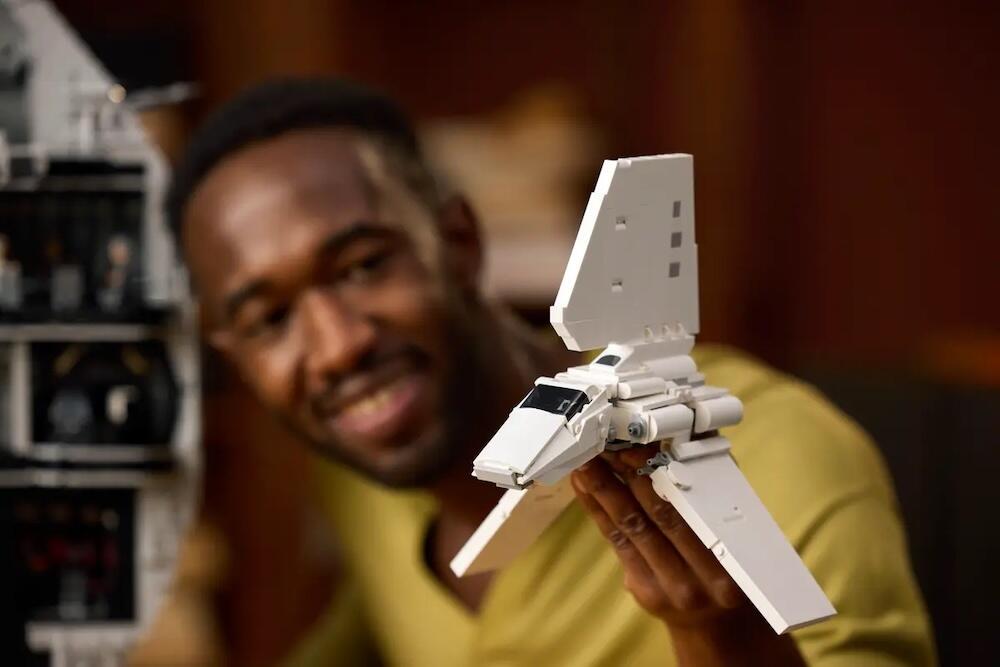 The Imperial Shuttle has adjustable wings.