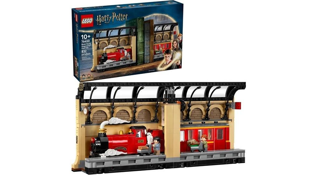 Lego Harry Potter Book Nook (832 pieces)