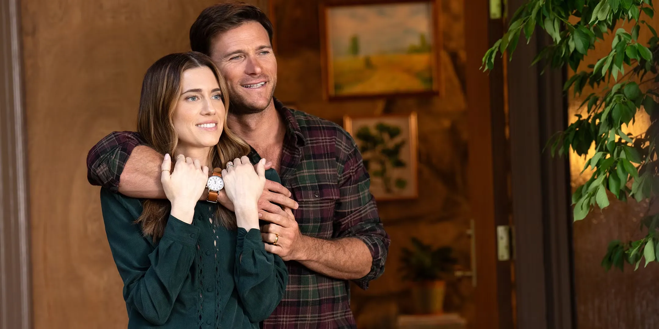 Scott Eastwood's Chris wrapping his arm around Allison Williams' Morgan in Regretting You