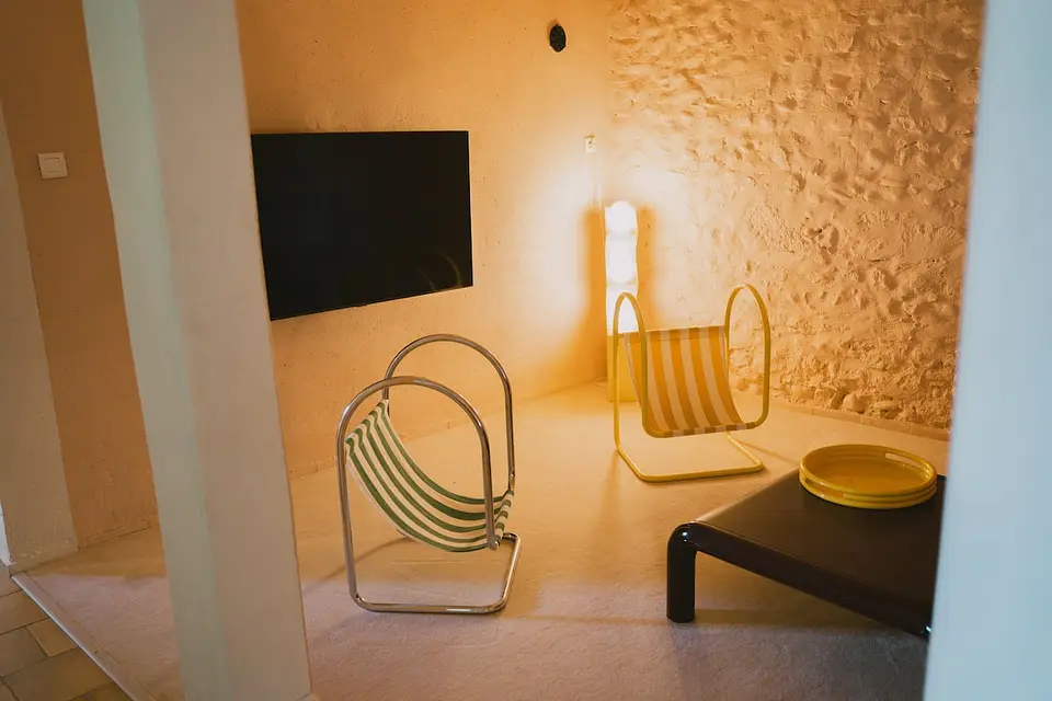 Télévision dans le salon, Netflix, etc.