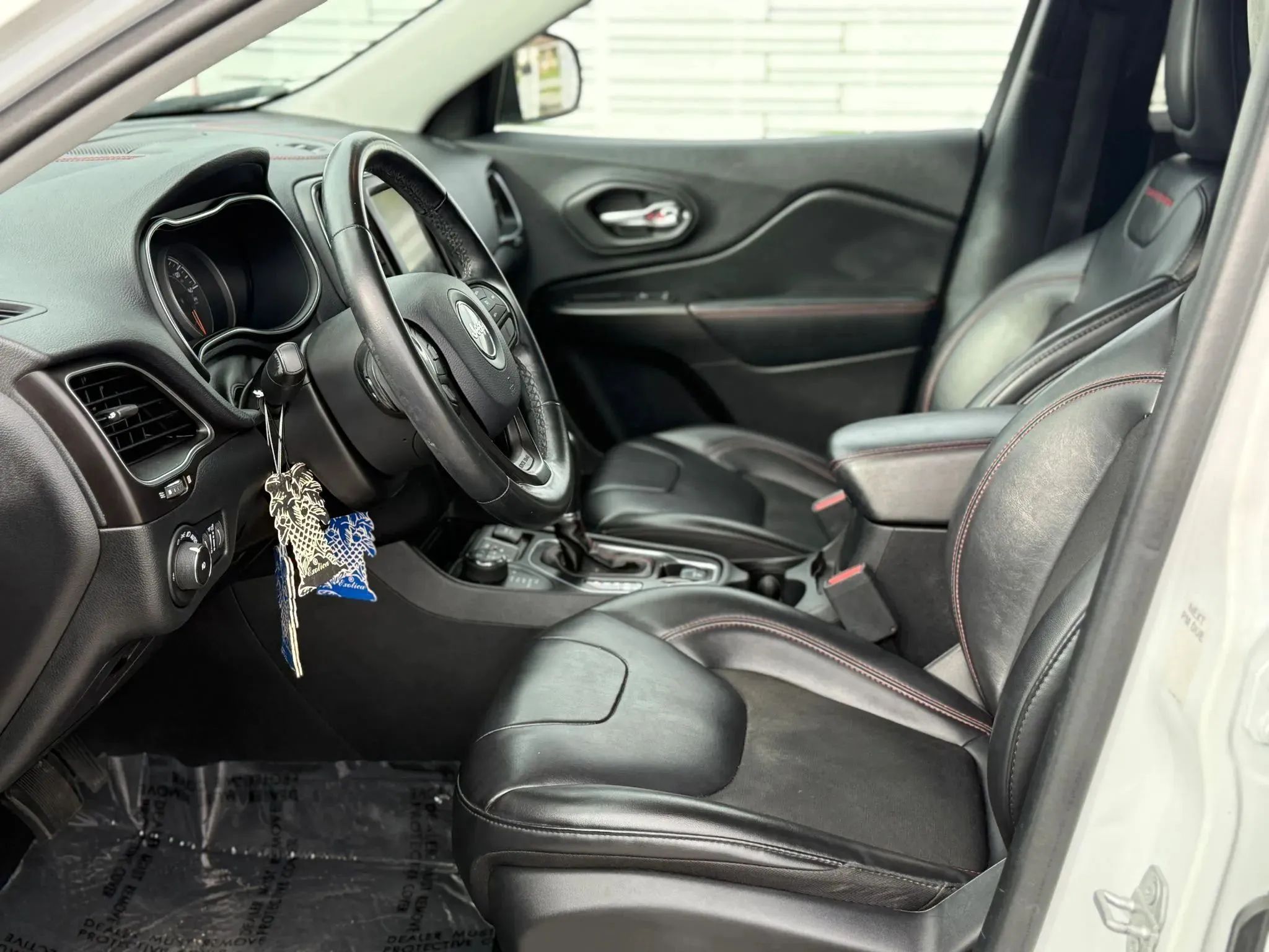 2020 Jeep Cherokee Trailhawk - Photo 11